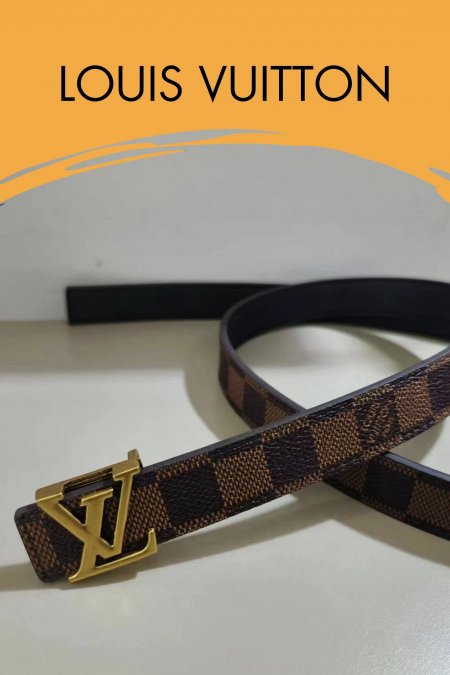 قشاط -  Louis Vuitton  - مربعات - بني